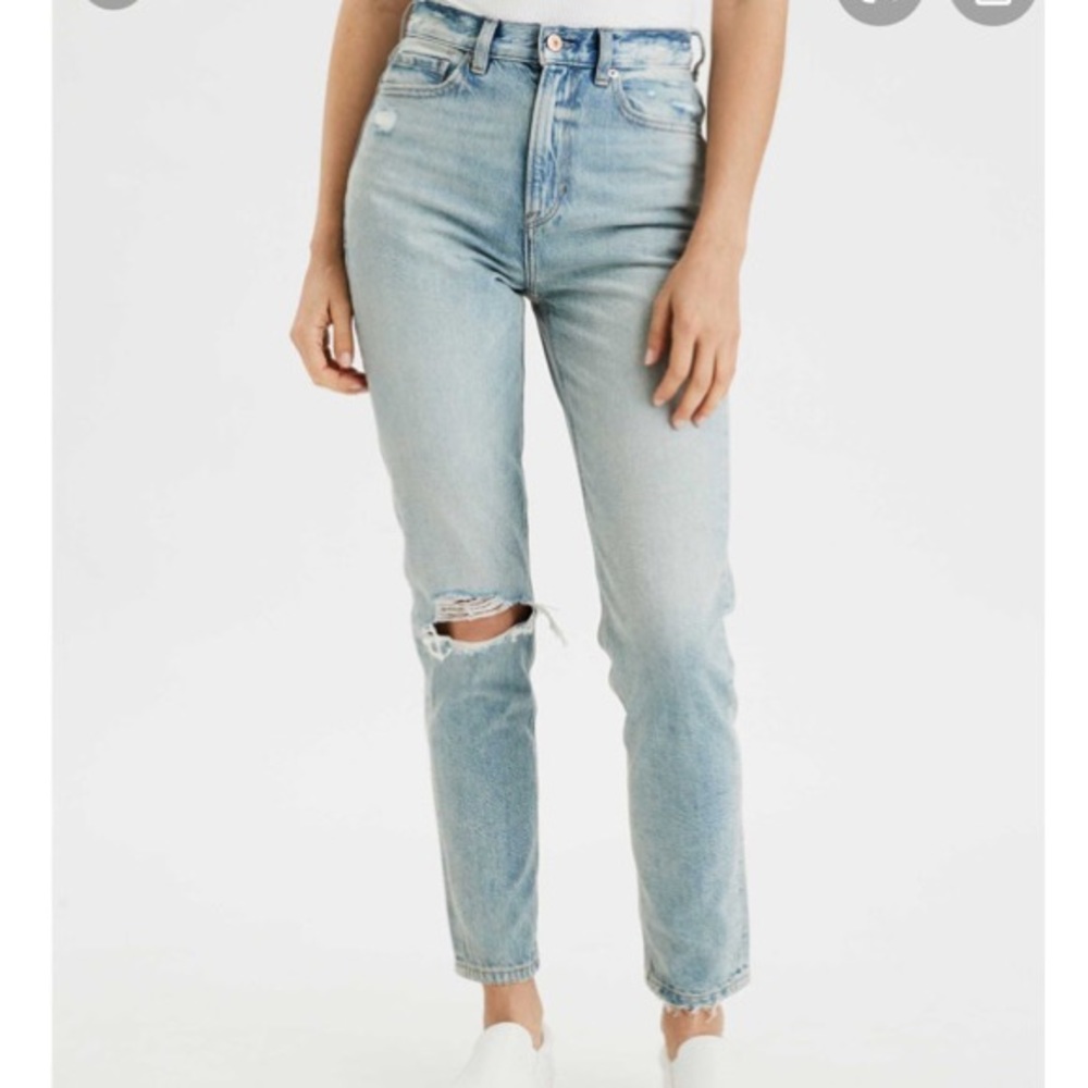 American Eagle Mom Jean